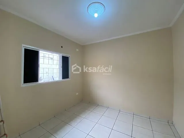 Casa com 98m² 2 quartos e 1 banheiro, à venda, no bairro Vila Palmira em Campo Grande