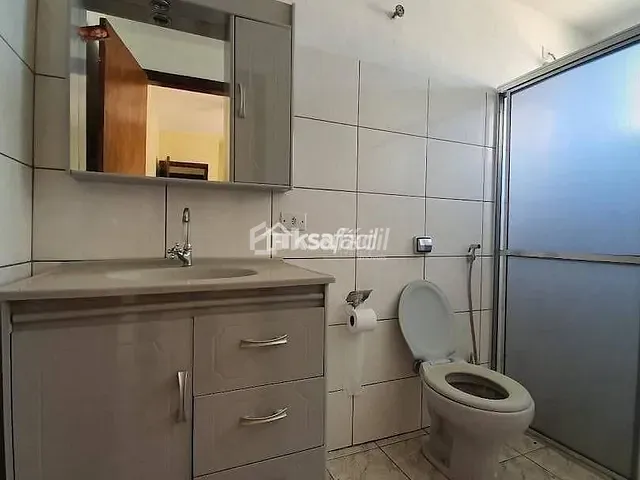 Casa com 360m² 2 quartos e 1 banheiro, para alugar, no bairro Recanto dos Pássaros em Campo Grande