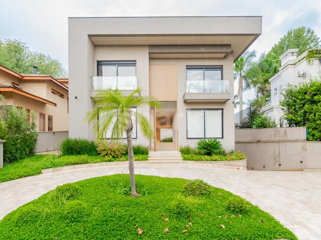Casa com 1150m² 5 quartos e 7 banheiros, à venda ou para alugar, no bairro Tamboré em Santana de Parnaíba