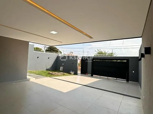 Casa com 396m² 3 quartos e 2 banheiros, à venda, no bairro Vila Nossa Senhora das Graças em Campo Grande