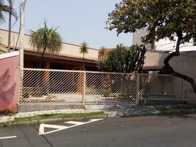 Foto do Casa - Casa com 3 dormitórios para alugar, 250 m² por R$ 3.400,00/mês - Vila Trujillo - Sorocaba/SP | Ary Proenca Negócios Imobiliários Ltda