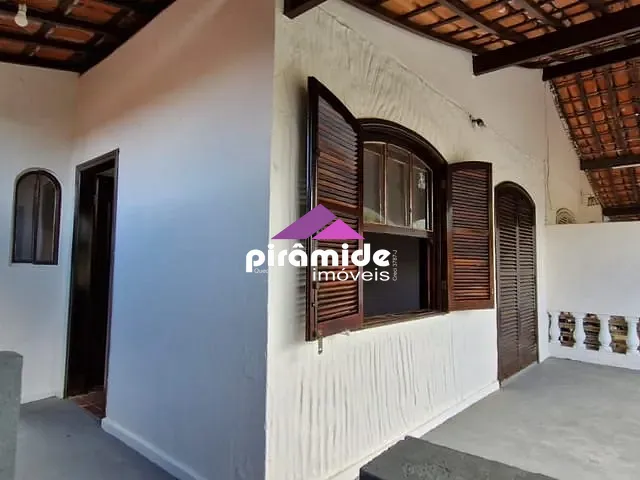 Casa com 210m² 3 quartos e 2 banheiros, à venda, no bairro Pontal da Cruz em São Sebastião