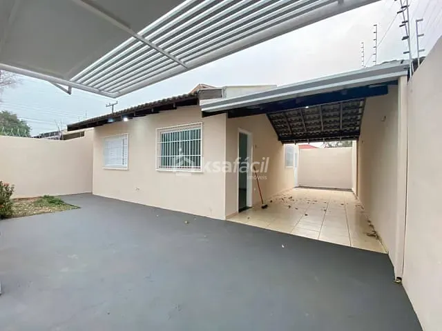 Casa com 120m² 2 quartos e 1 banheiro, para alugar, no bairro Jardim Jockey Club em Campo Grande