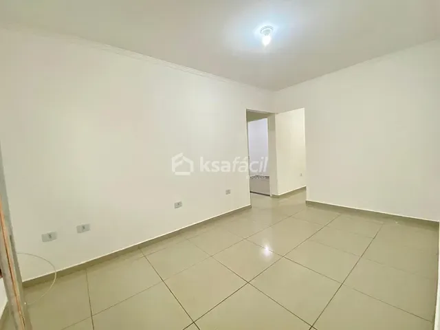 Casa com 120m² 2 quartos e 1 banheiro, para alugar, no bairro Jardim Jockey Club em Campo Grande