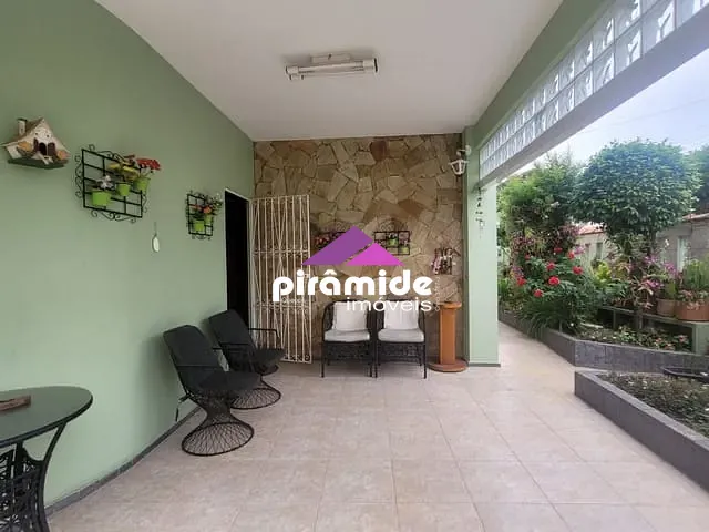 Casa com 279m² 6 quartos e 6 banheiros, à venda, no bairro Jardim das Indústrias em São José dos Campos