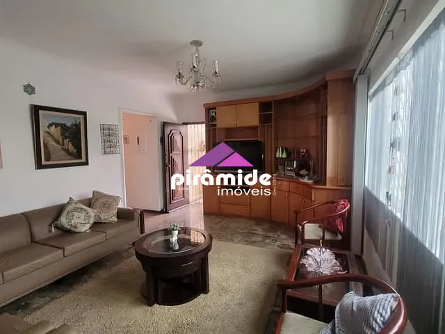 Casa com 279m² 6 quartos e 6 banheiros, à venda, no bairro Jardim das Indústrias em São José dos Campos
