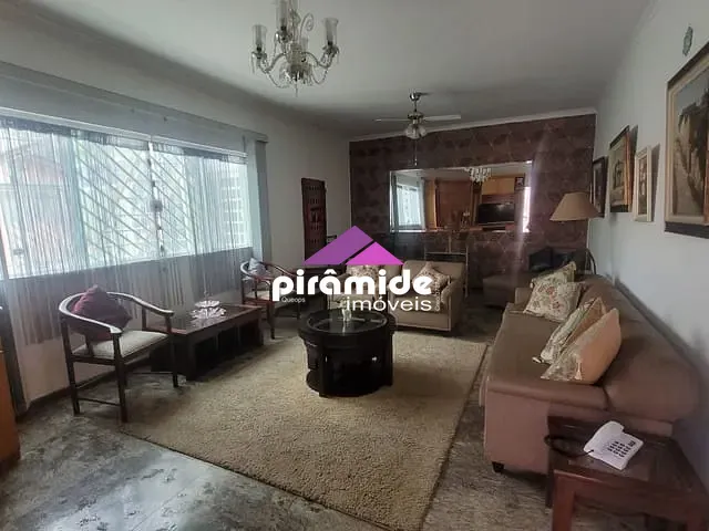 Casa com 279m² 6 quartos e 6 banheiros, à venda, no bairro Jardim das Indústrias em São José dos Campos