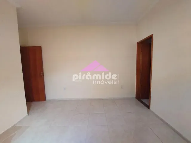 Casa com 125m² 2 quartos e 2 banheiros, à venda, no bairro Jardim das Indústrias em São José dos Campos