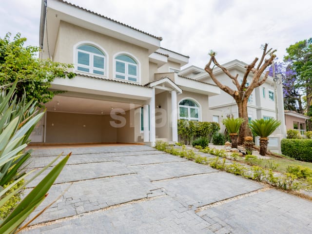 Casa com 360m² 4 quartos e 6 banheiros, à venda, no bairro Alphaville em Santana de Parnaíba