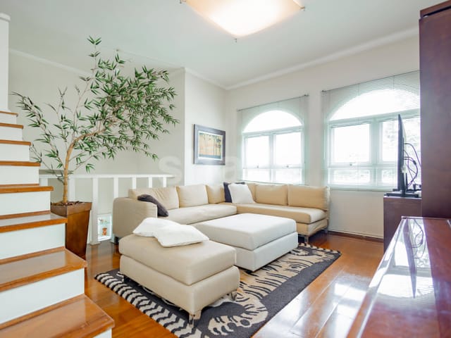 Casa com 360m² 4 quartos e 6 banheiros, à venda, no bairro Alphaville em Santana de Parnaíba