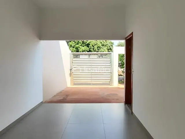 Casa com 180m² 3 quartos e 2 banheiros, à venda, no bairro Vila Palmira em Campo Grande
