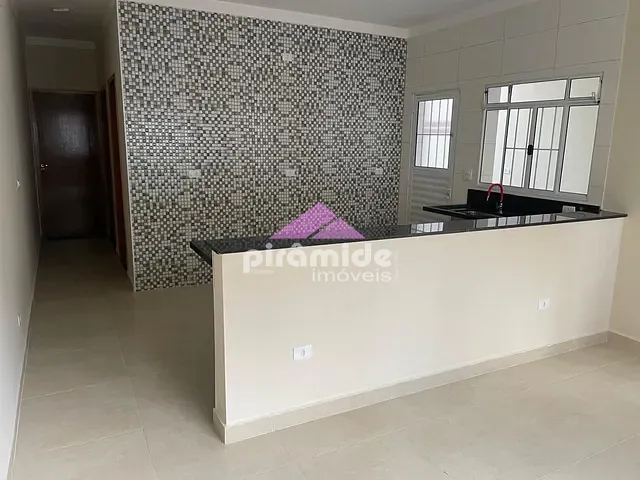Casa com 126m² 2 quartos e 1 banheiro, à venda, no bairro Jardim Nova República em São José dos Campos