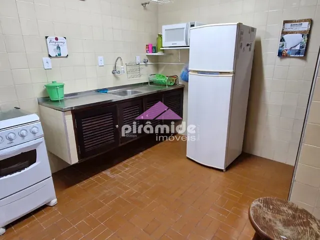 Casa com 180m² 4 quartos e 3 banheiros, à venda, no bairro Martim de Sá em Caraguatatuba
