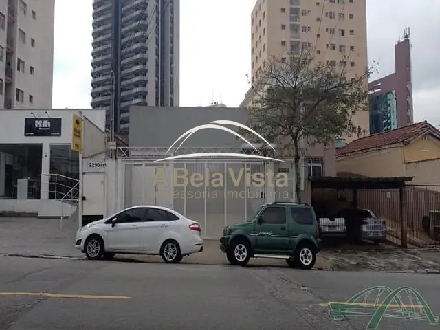 Casa com 277m² 4 quartos e 1 banheiro, à venda, no bairro Vila Osasco em Osasco