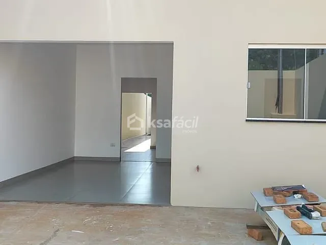 Casa com 180m² 3 quartos e 2 banheiros, à venda, no bairro Vila Palmira em Campo Grande