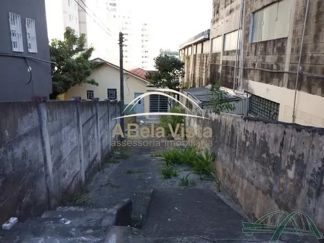Casa com 390m² 2 quartos e 2 banheiros, à venda, no bairro Vila Osasco em Osasco
