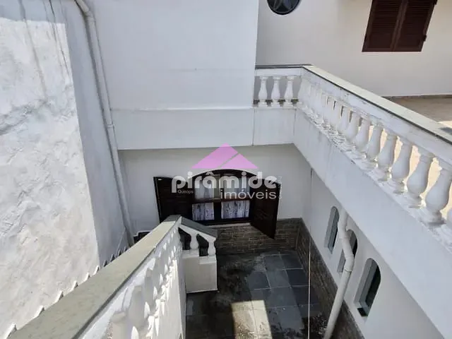 Casa com 360m² 4 quartos e 4 banheiros, à venda, no bairro Vila Atlântica em Caraguatatuba