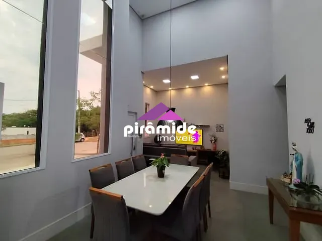 Casa com 340m², à venda, no bairro Condomínio Terras do Vale em Caçapava