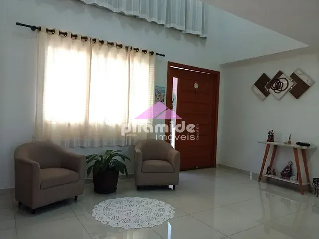 Casa com 500m² 4 quartos e 4 banheiros, à venda, no bairro Condomínio Residencial Mantiqueira em São José dos Campos