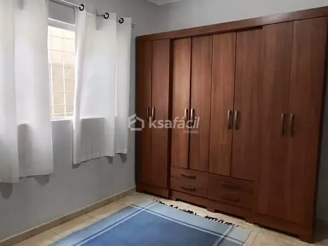 Casa com 360m² 3 quartos e 2 banheiros, à venda, no bairro Vila Almeida em Campo Grande