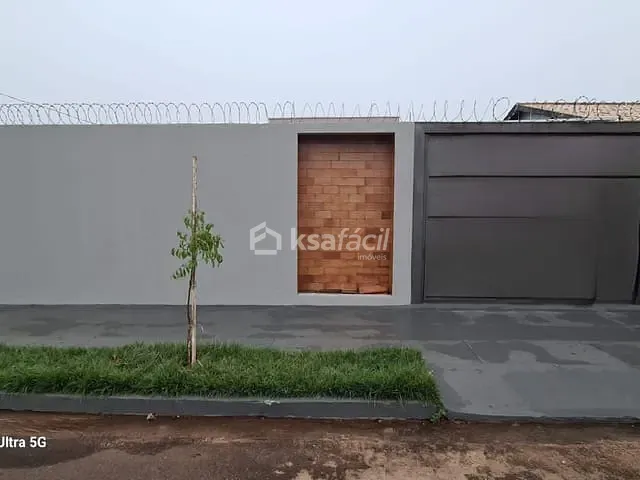 Casa com 300m² 3 quartos e 2 banheiros, à venda, no bairro Residencial Ana Maria do Couto em Campo Grande
