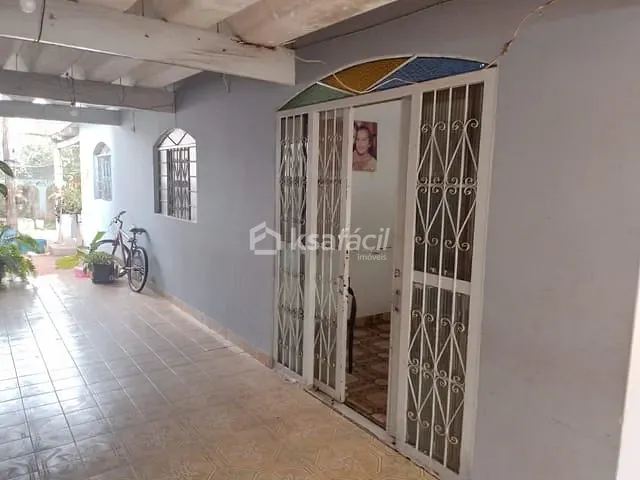 Casa com 360m² 3 quartos e 1 banheiro, à venda, no bairro Pioneiros em Campo Grande