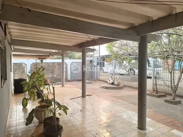 Casa com 360m² 3 quartos e 1 banheiro, à venda, no bairro Pioneiros em Campo Grande
