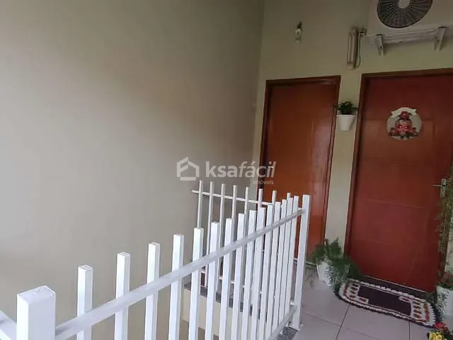 Apartamento 2 quartos e 1 banheiro, à venda, no bairro Tiradentes em Campo Grande