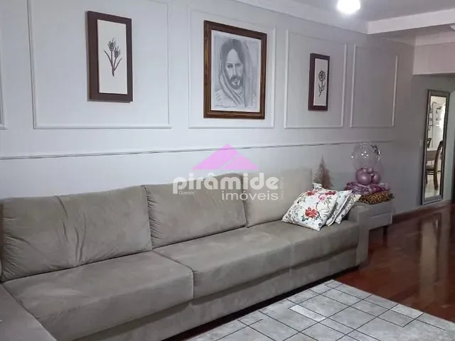 Casa com 125m² 3 quartos e 2 banheiros, à venda, no bairro Bosque dos Eucaliptos em São José dos Campos
