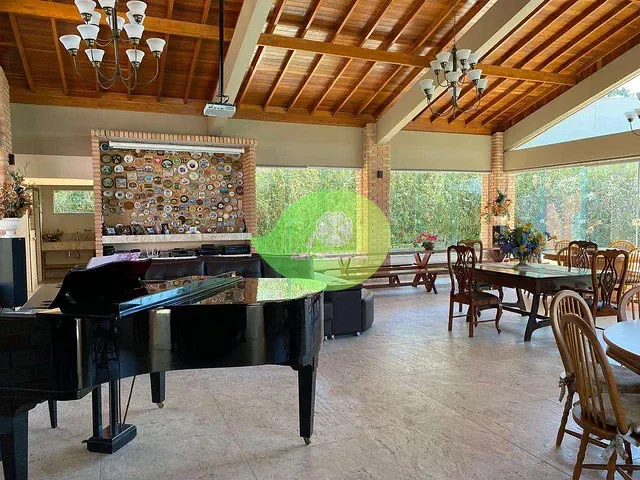 Casa com 4000m² 5 quartos e 8 banheiros, à venda, no bairro Condomínio Lago Azul em Araçoiaba da Serra