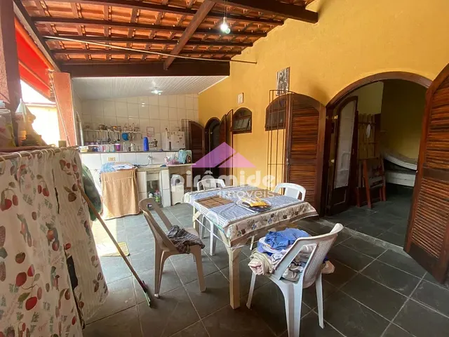 Casa com 182m² 3 quartos e 3 banheiros, à venda, no bairro Morro do Algodão em Caraguatatuba