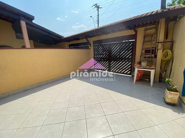 Casa com 182m² 3 quartos e 3 banheiros, à venda, no bairro Morro do Algodão em Caraguatatuba