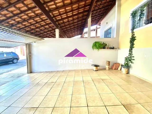 Casa com 140m² 3 quartos e 3 banheiros, à venda, no bairro Jardim das Indústrias em São José dos Campos