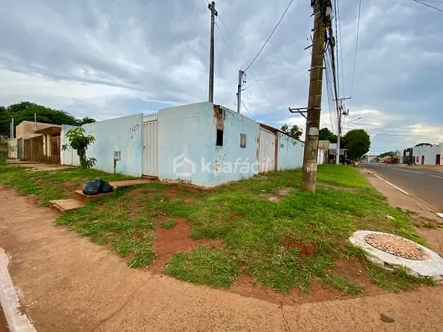 Casa com 360m² 3 quartos e 2 banheiros, à venda, no bairro Jardim Tijuca em Campo Grande