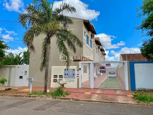 Casa 2 quartos e 3 banheiros, à venda, no bairro Pioneiros em Campo Grande