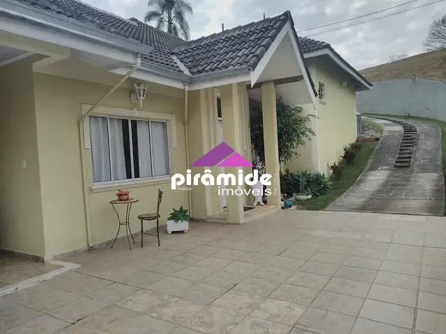 Casa com 1000m² 4 quartos e 5 banheiros, à venda, no bairro Condomínio Residencial Mirante do Vale em Jacareí