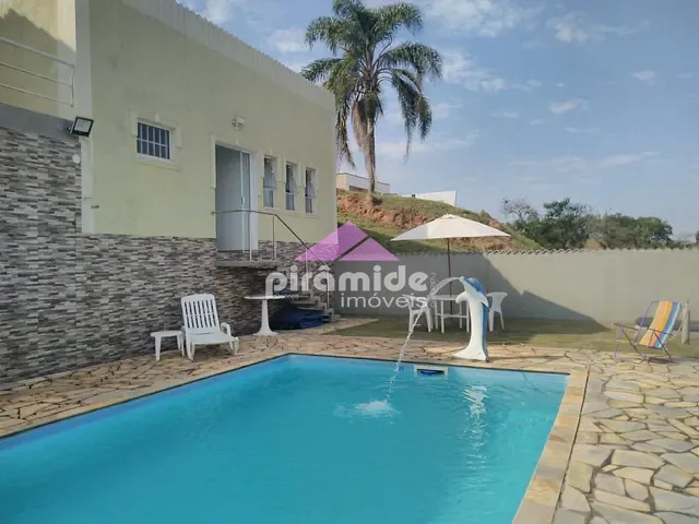 Casa com 1000m² 4 quartos e 5 banheiros, à venda, no bairro Condomínio Residencial Mirante do Vale em Jacareí