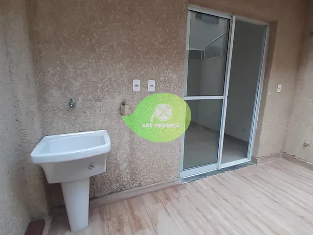 Casa 2 quartos e 2 banheiros, à venda, no bairro Vila Mineirão em Sorocaba