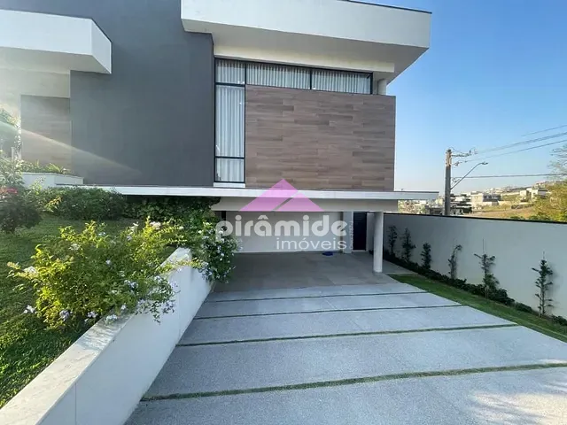 Casa com 481m² 3 quartos e 4 banheiros, à venda, no bairro Urbanova em São José dos Campos