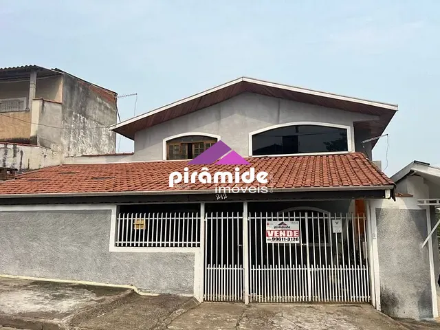 Casa com 157m² 5 quartos e 2 banheiros, à venda, no bairro Bosque dos Eucaliptos em São José dos Campos