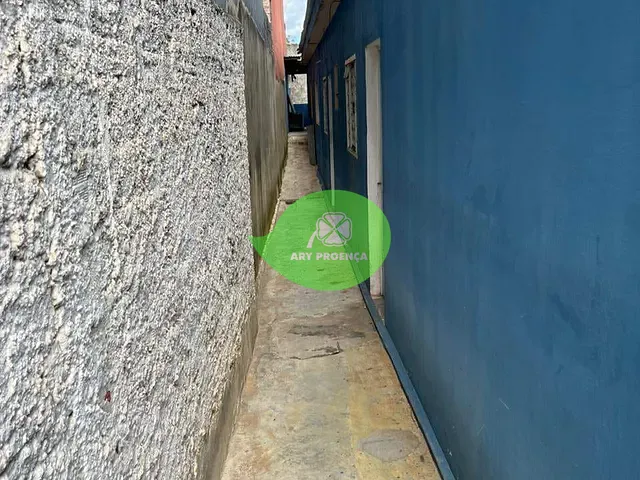 Casa 3 quartos e 2 banheiros, à venda, no bairro Parque das Laranjeiras em Sorocaba