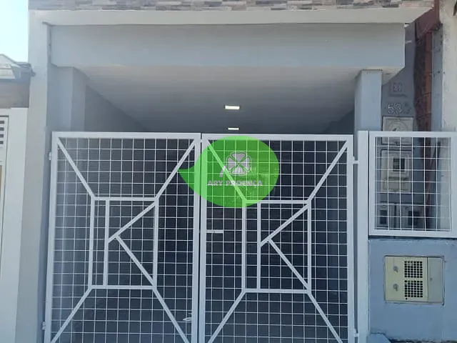 Casa 2 quartos e 1 banheiro, à venda, no bairro Parque São Bento em Sorocaba