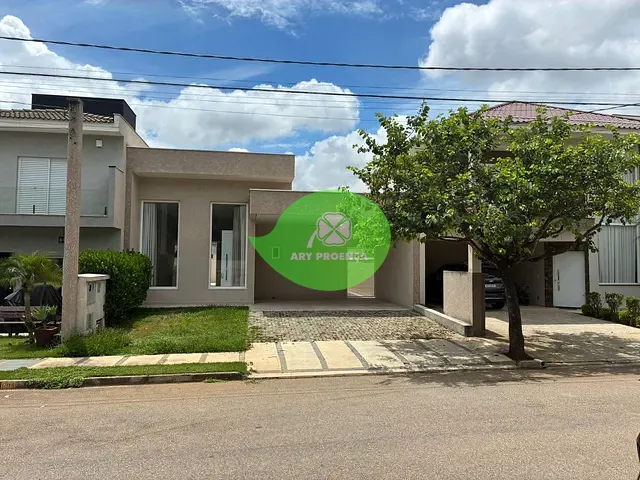 Casa 2 quartos e 3 banheiros, à venda ou para alugar, no bairro Residencial Villa do Bosque em Sorocaba
