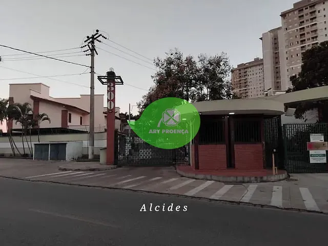 Casa com 300m² 3 quartos e 5 banheiros, à venda, no bairro Condomínio Green Garden em Sorocaba