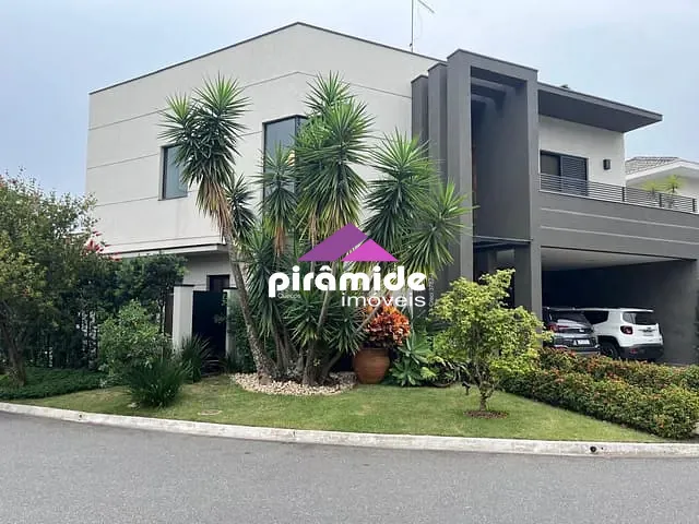 Casa com 300m² 3 quartos e 2 banheiros, à venda, no bairro Jardim das Industrias em Jacareí