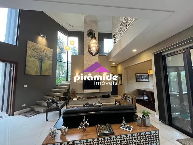 Casa com 300m² 3 quartos e 2 banheiros, à venda, no bairro Jardim das Industrias em Jacareí