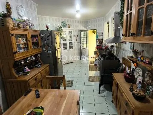 Sobrado com 369m² 4 quartos e 5 banheiros, à venda, no bairro Cabreúva em Campo Grande