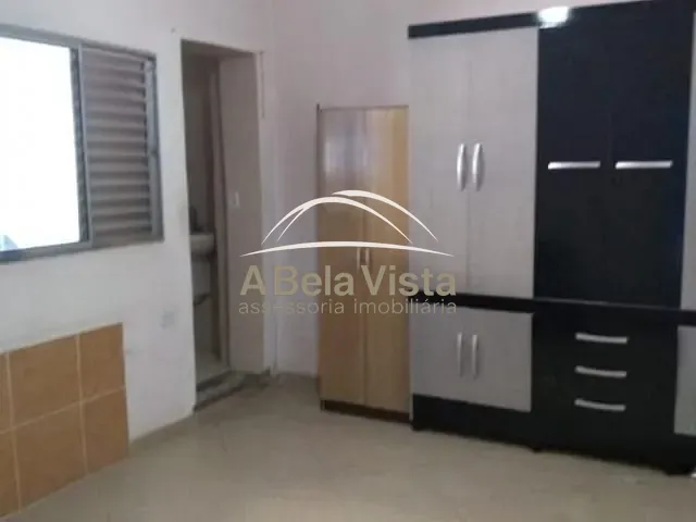 Casa com 260m² 6 quartos e 5 banheiros, à venda, no bairro Jardim das Flores em Osasco