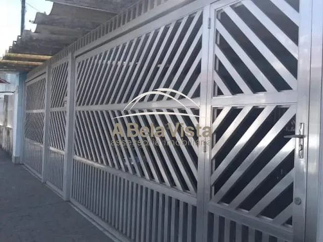 Casa com 260m² 6 quartos e 5 banheiros, à venda, no bairro Jardim das Flores em Osasco