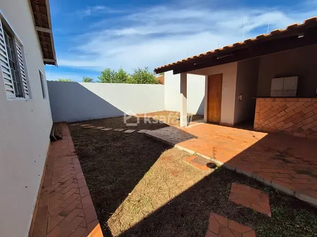 Casa com 250m² 3 quartos e 3 banheiros, à venda, no bairro Conjunto Habitacional Estrela D'Alva I em Campo Grande